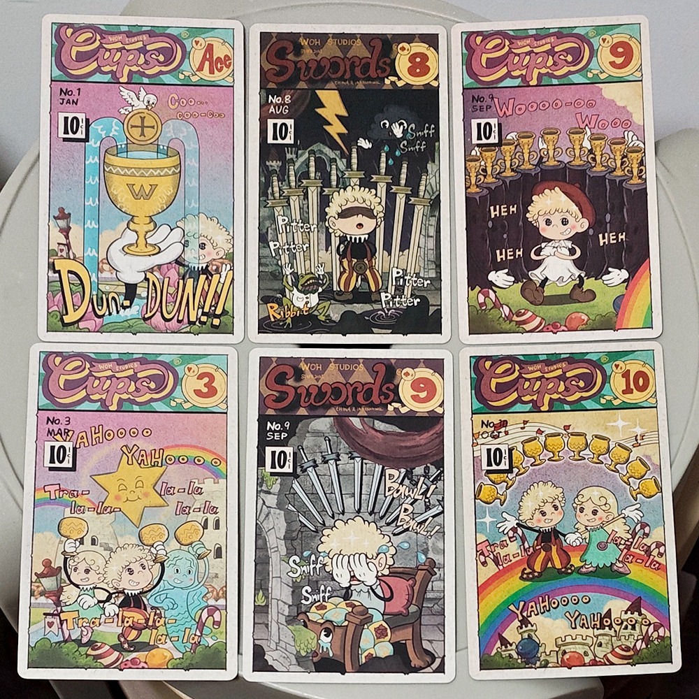 Vintage Rubber Hose Tarot Deck - огляд і ціна Tarot Deck With Guidebook